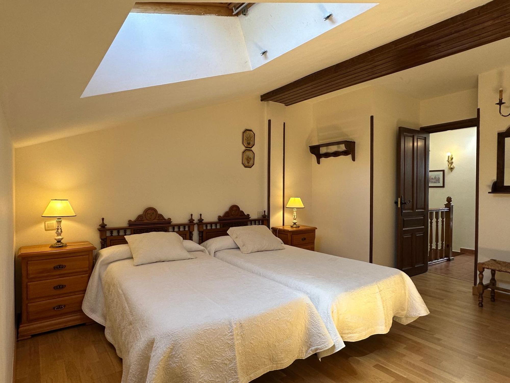 Casa Rural Las Condesas Санто Доминго де Силос Екстериор снимка